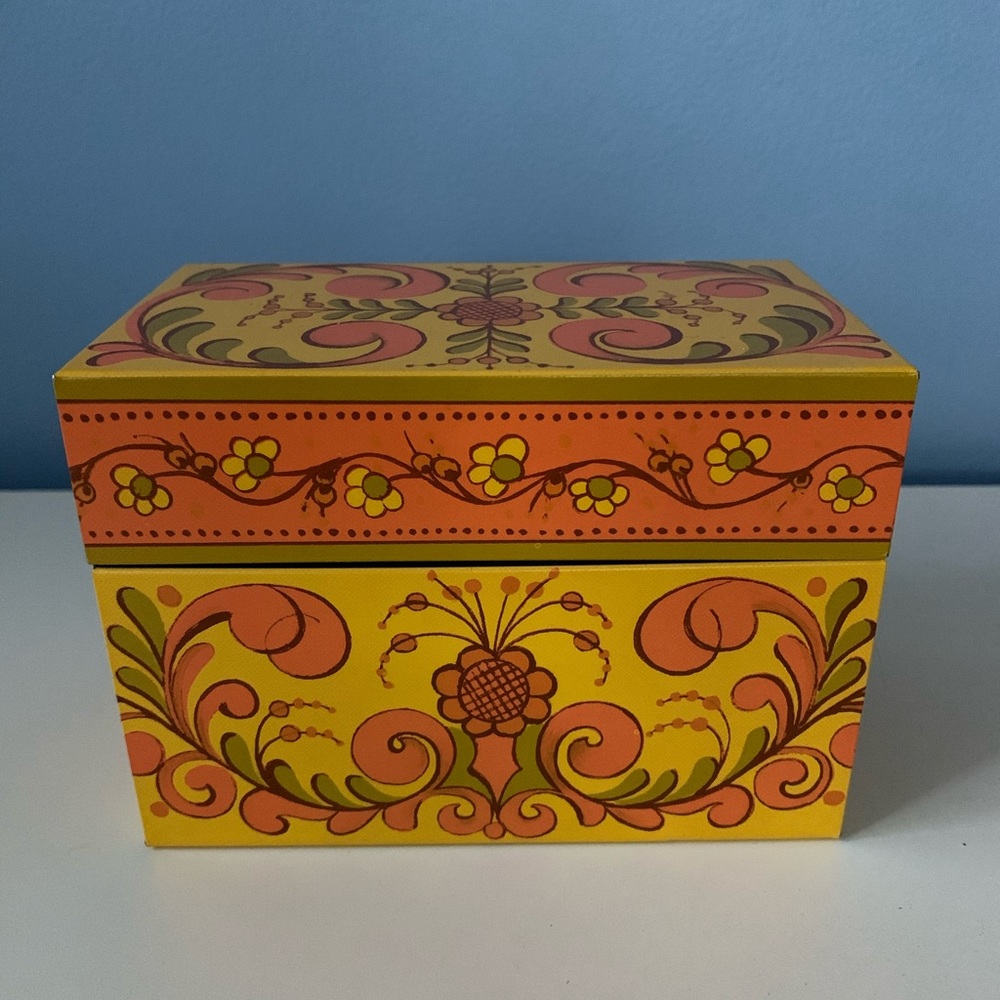 Vintage 1970s Mod Avon Recipe Box